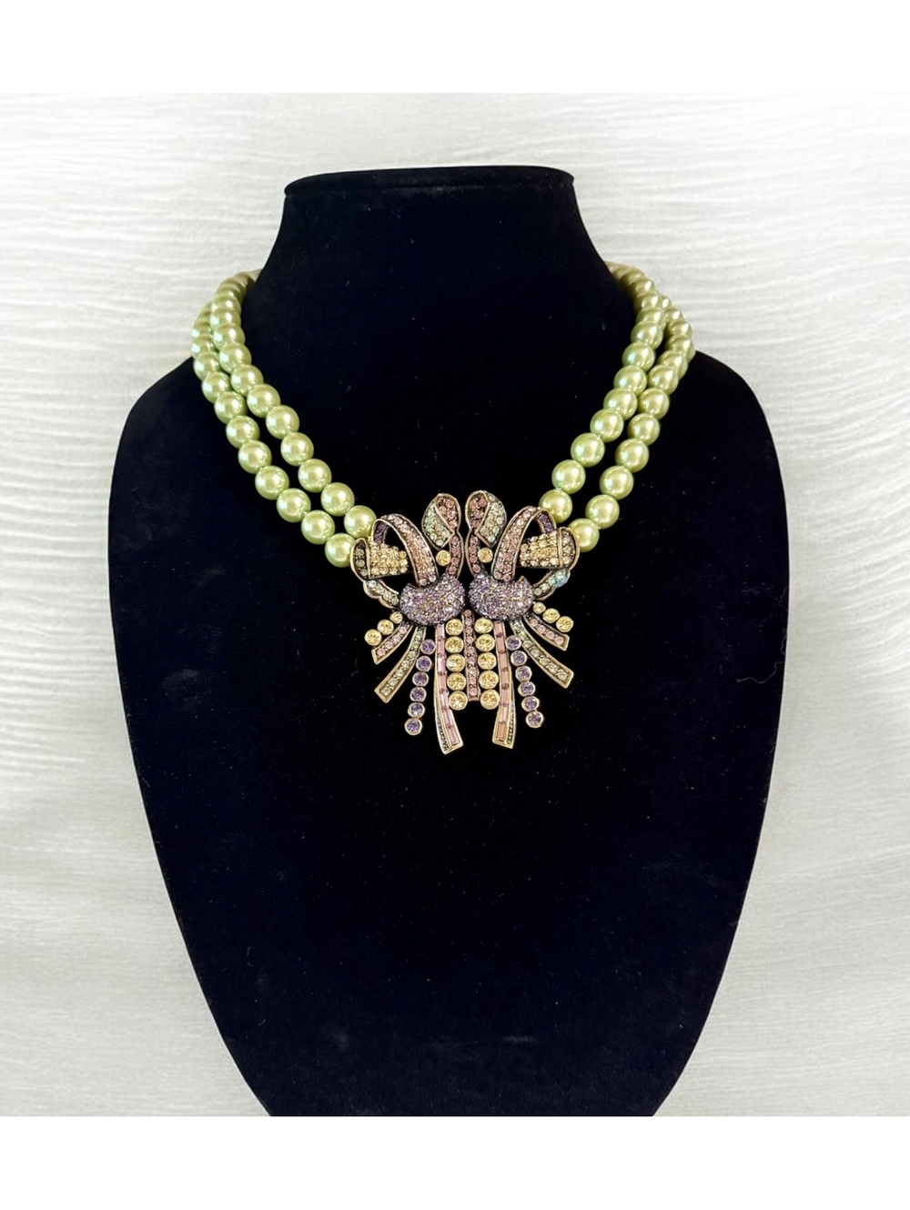 Authentic Heidi Daus Statement Necklace.